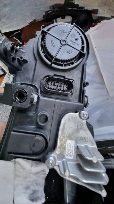 Десен, оборудван LED фар за сеат леон (Seat Leon)