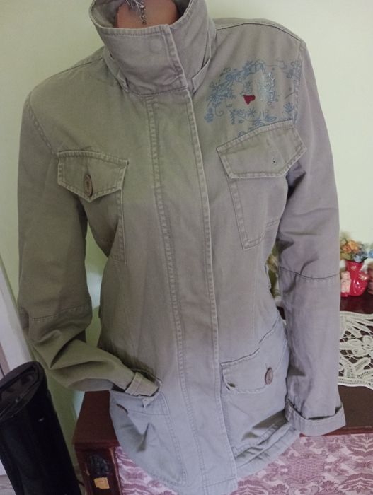 Geci groase și mai subțiri, dama, fuste adecvate, stofa