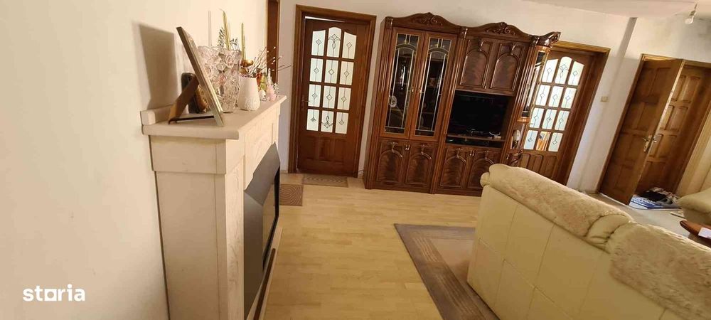 Vilă 10 camere, Anda-Viile Noi