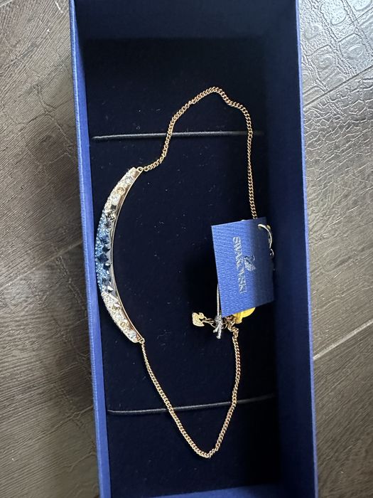 Украшение женскиеSvarovskoe