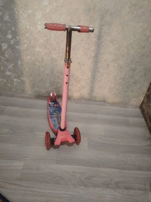 Продам б/у детский самокат