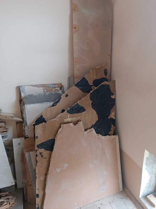 Хар хал утин сотилади