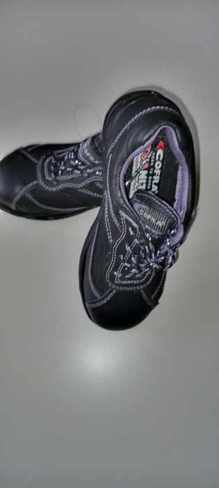 Работни обувки размер 35