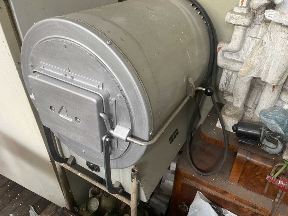 Пещ за изпичане на керамика и стъкло професионална