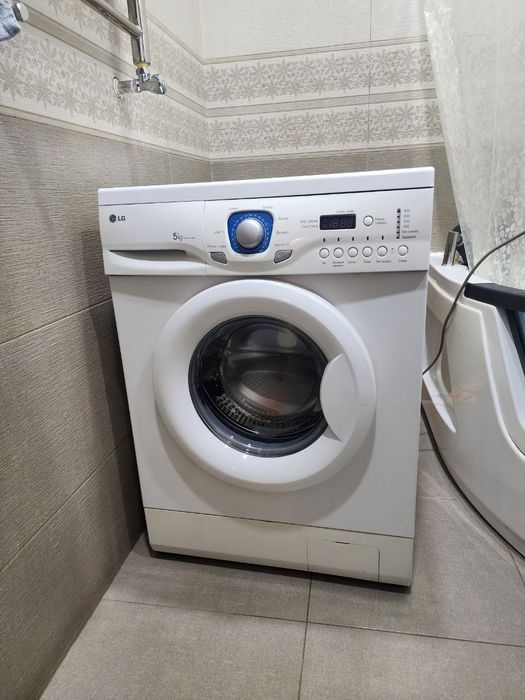 Продам стиральную машинку