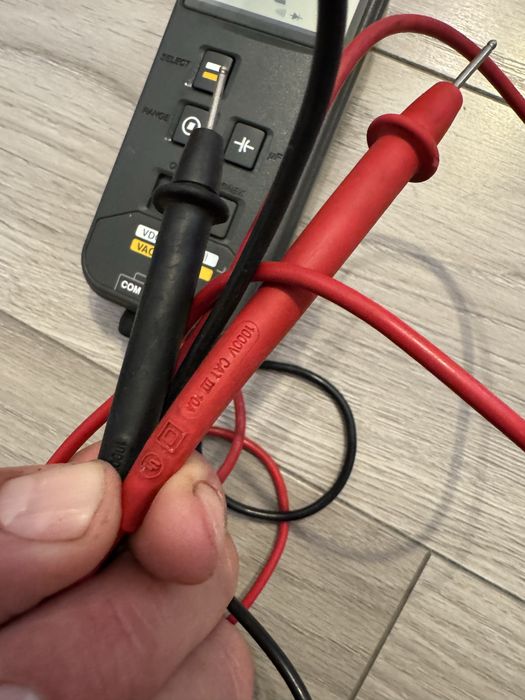 Aparat de masura Fluke 11