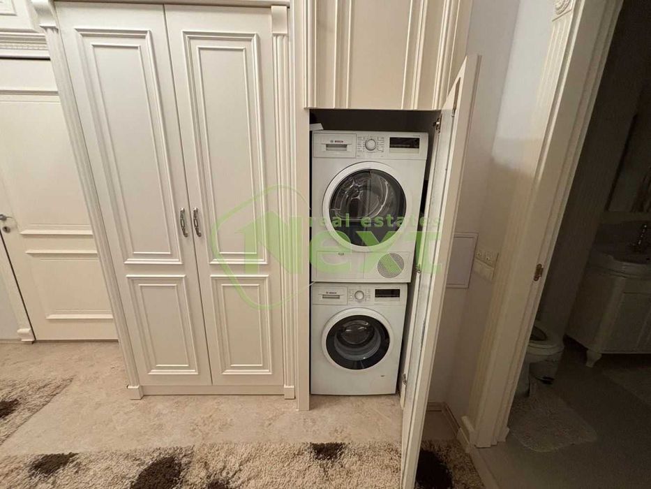 Продава се Четиристаен апартамент в София, Лозенец - 145 кв.м за 6 €/кв.м - Снимка #15