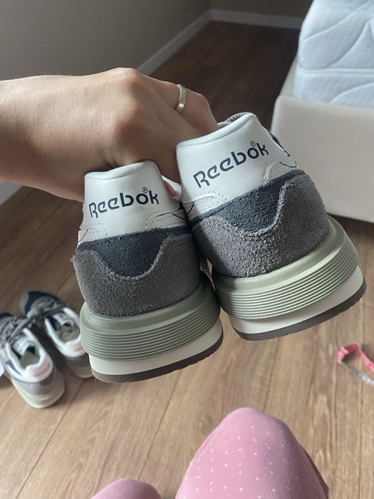 Reebok marimea 39