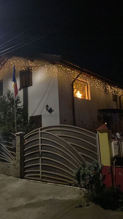 Se vinde locuința P+1E