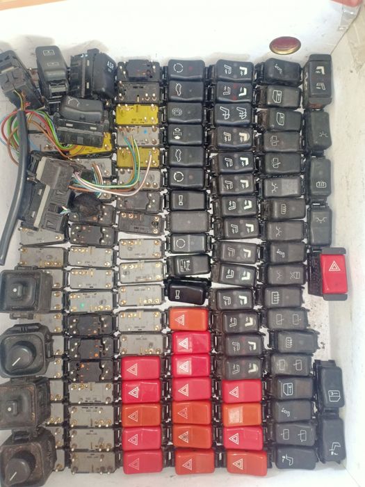 Мерседес.124Е. Реле перезагрузки .