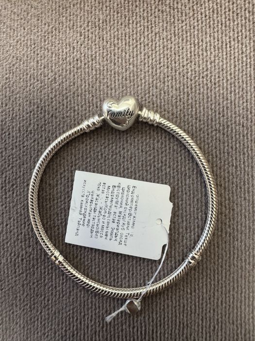 PANDORA браслет новый