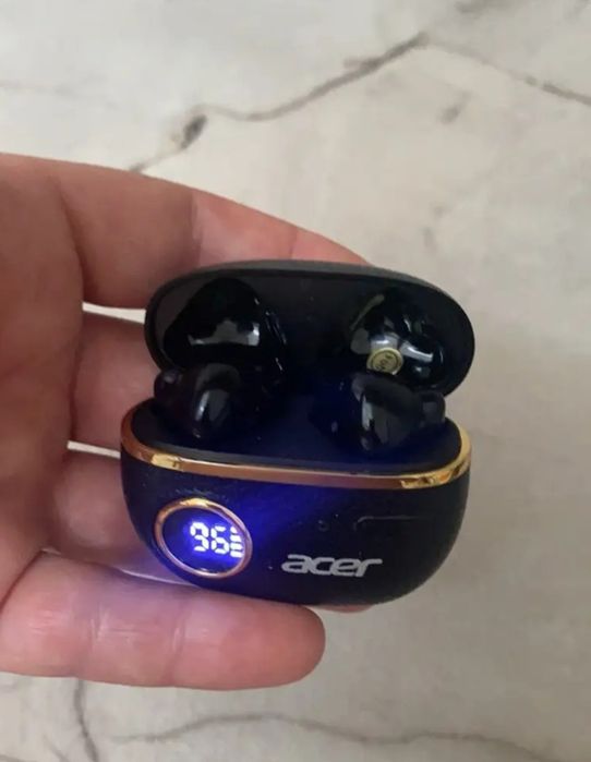 Наушник фирменный