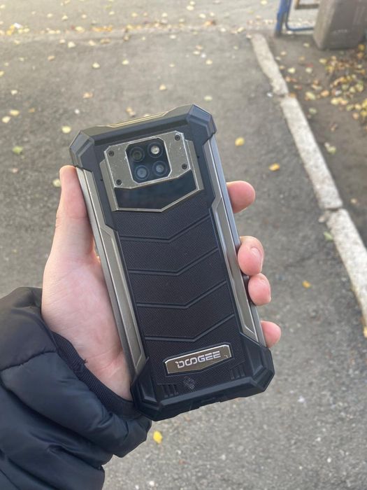 Продам телефон Doogee s88Plus