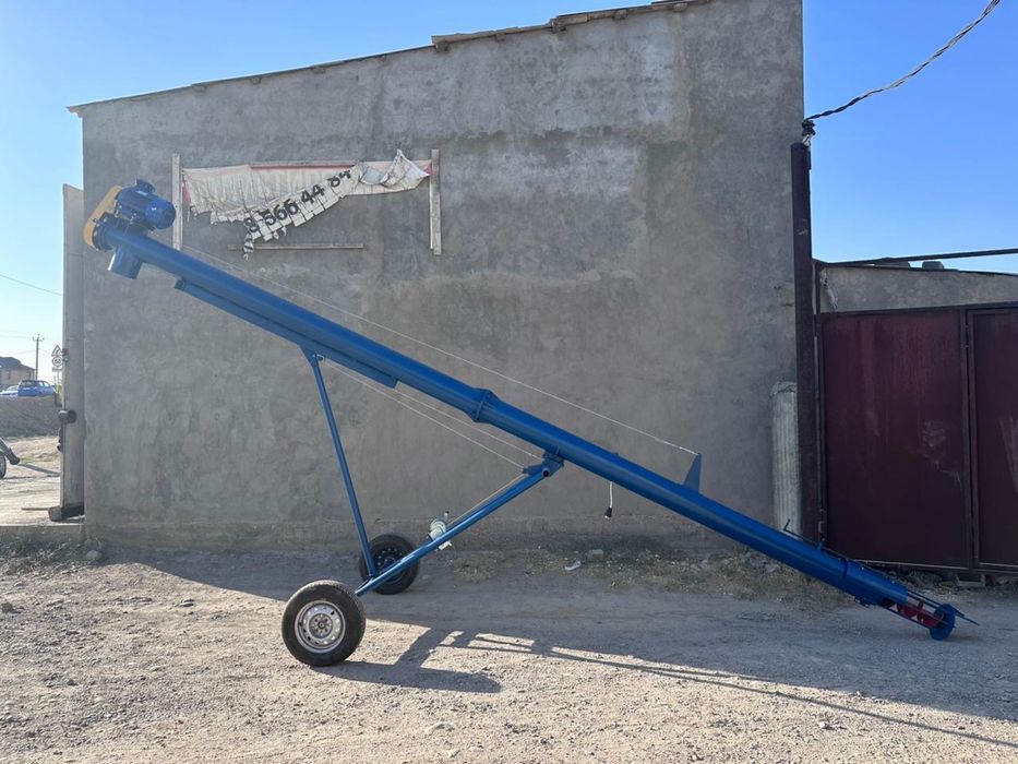 Шнек питатель,погрузчик