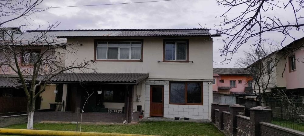 Apartament spatios cu 4 camere str. Hidrocentralei