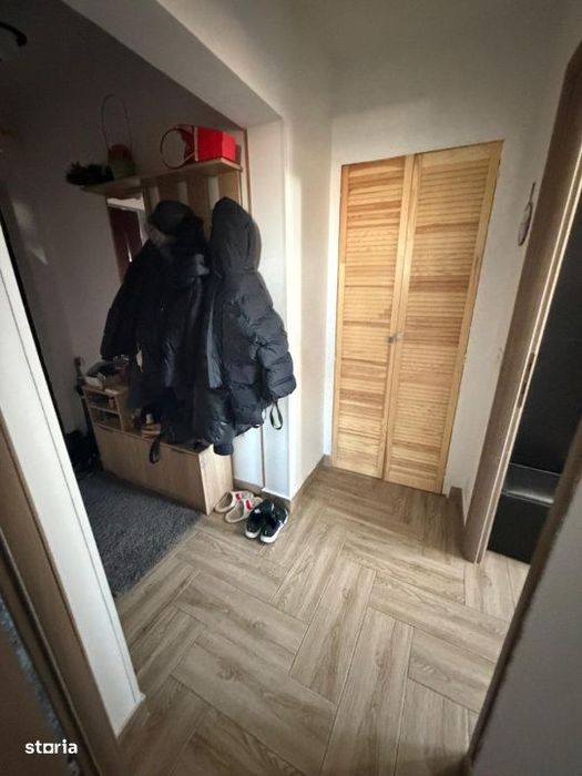 Apartament de vanzare, cu 2 camere, 57 mp, zona Craiovita