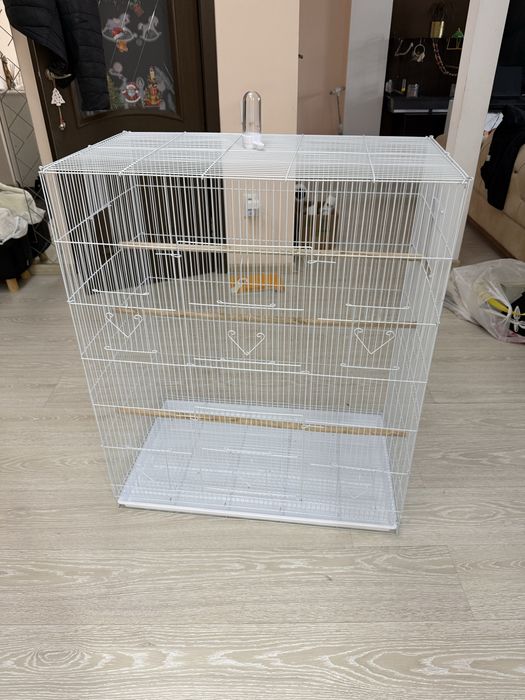 Клетка просторная большая для попугаев