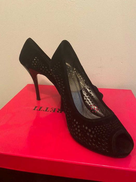 Женские туфли, босоножки