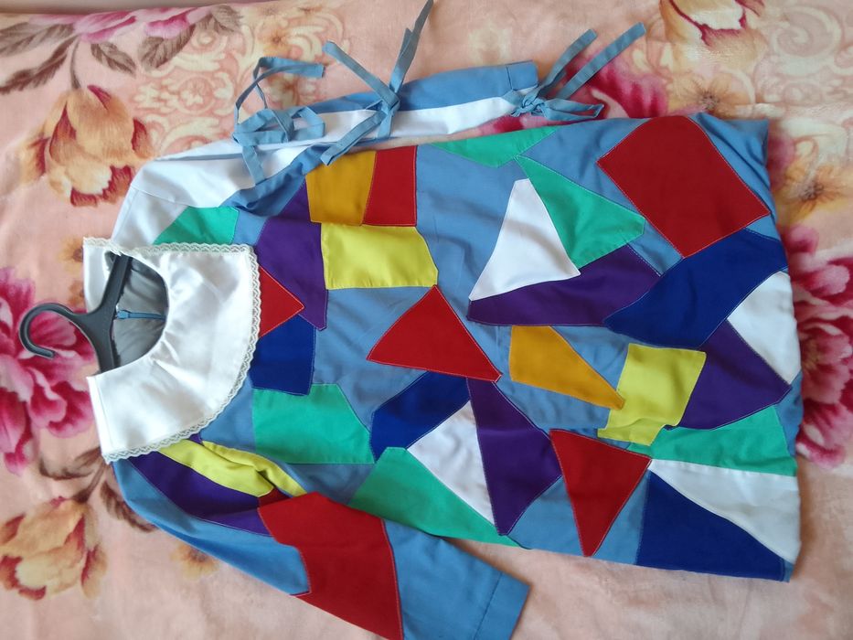 Новогодние костюмы ,платья