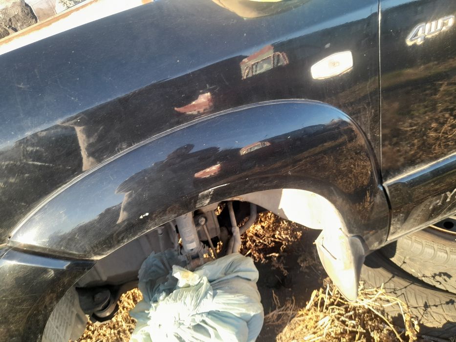 Лайсни врати,прагове,вежди за Hyundai Tucson  2006г