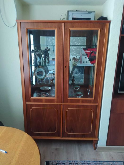 Гостиный гарнитур Румыния. (дерево)