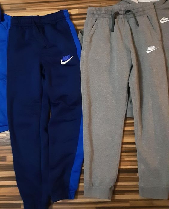 (М 137-147) NIKE оригинални екипи