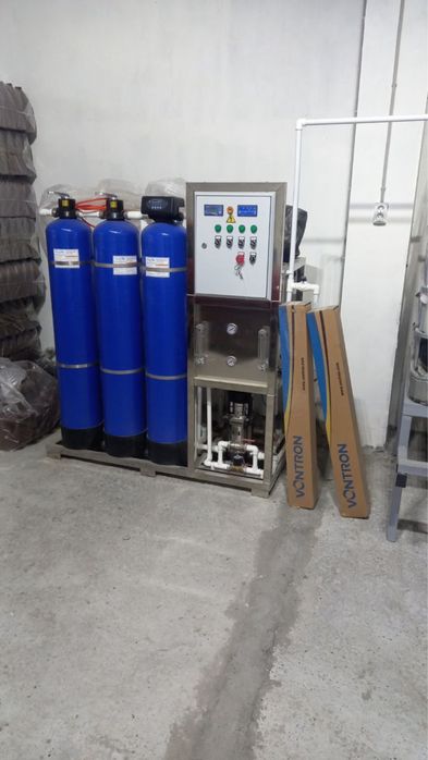 Фильтр с грубой и тонкой очистки с обратным осмос, 500 литров в час.