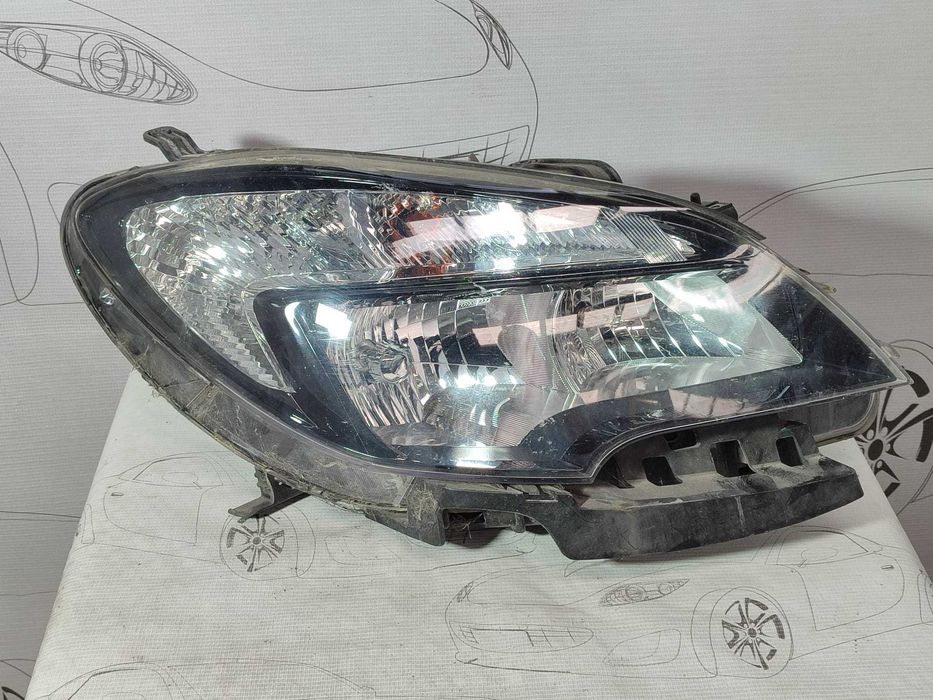 Far dreaptă UK Opel Mokka 2016 1.6 Diesel 100kW Halogen Cod OEM: 42435928 (4G2)