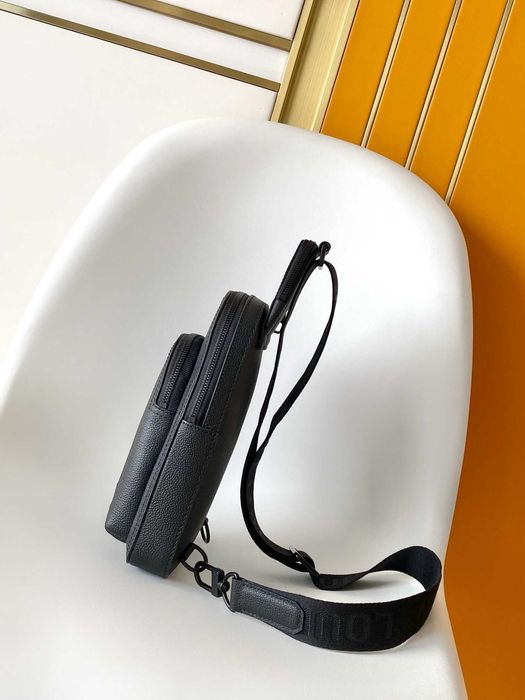 Мъжка чанта Louis Vuitton – черна, налична