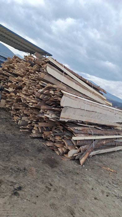 Vând lemne de foc–FAG (esență tare),deșeuri din brad și cherestea!