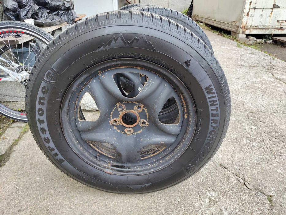 4 зимни гуми и железни джанти
