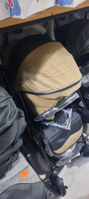 Продаётся новая детская коляска