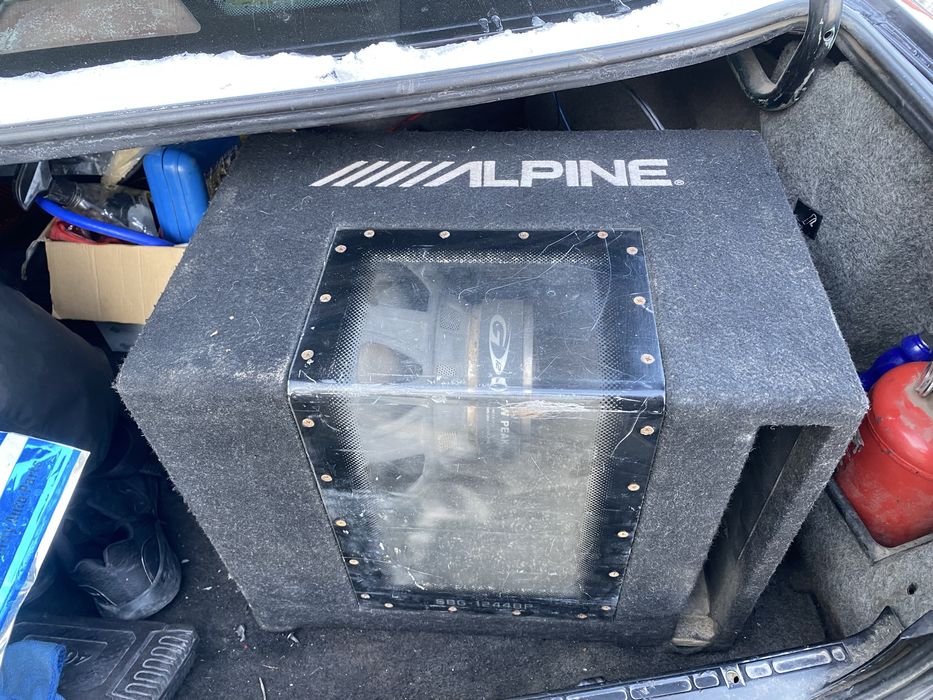 Сабвуфер Alpine SBG 1224BP буфер