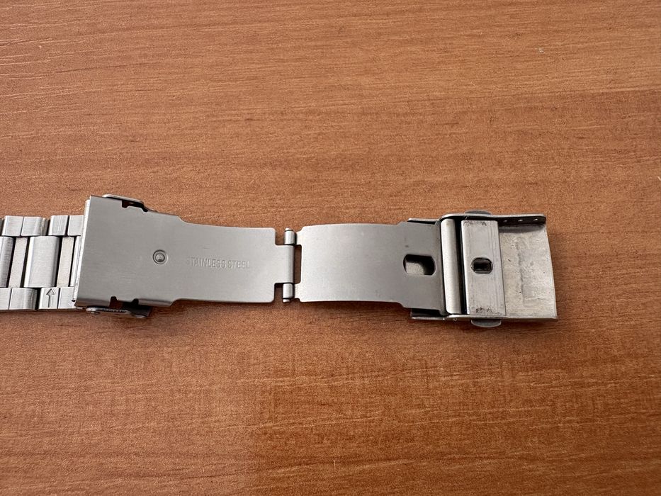 Продам часы SKMEI