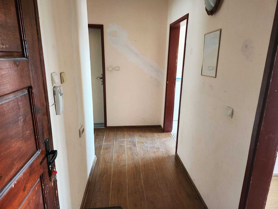 Дава се под наем Двустаен апартамент в Хасково, Любен Каравелов - 72 кв.м за 67000 € - Снимка #4