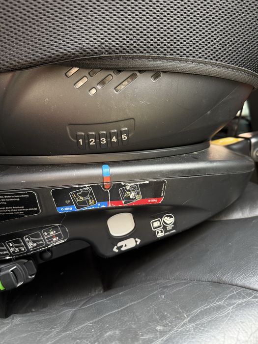 Scaun Joie Ispin 360 ISOFIX stare foarte buna + insertie bebelus