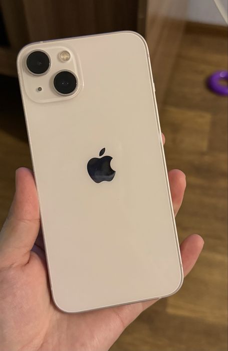 Продаю Айфон 13 256 гб