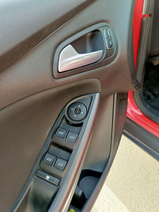 Форд фокус 2017г.