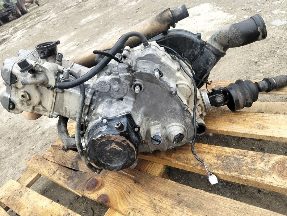 Vând motor Suzuki kingquad LT-A700X  an 2006