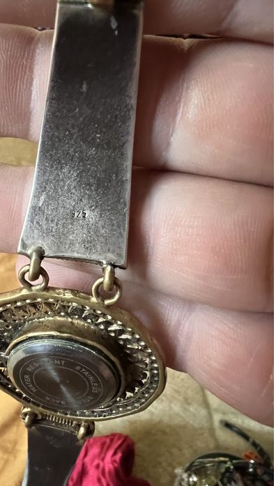 Ceas argint lucrat manual  pe comanda