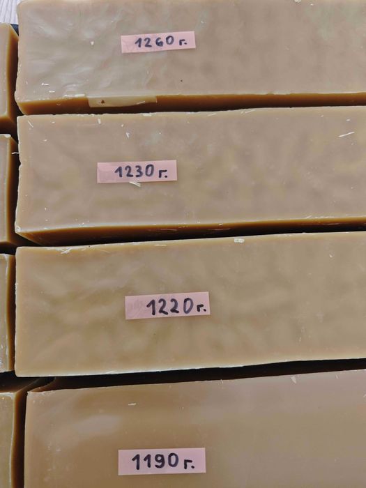 Натурален чист пчелен восък - тройно претопен (собствено производство)