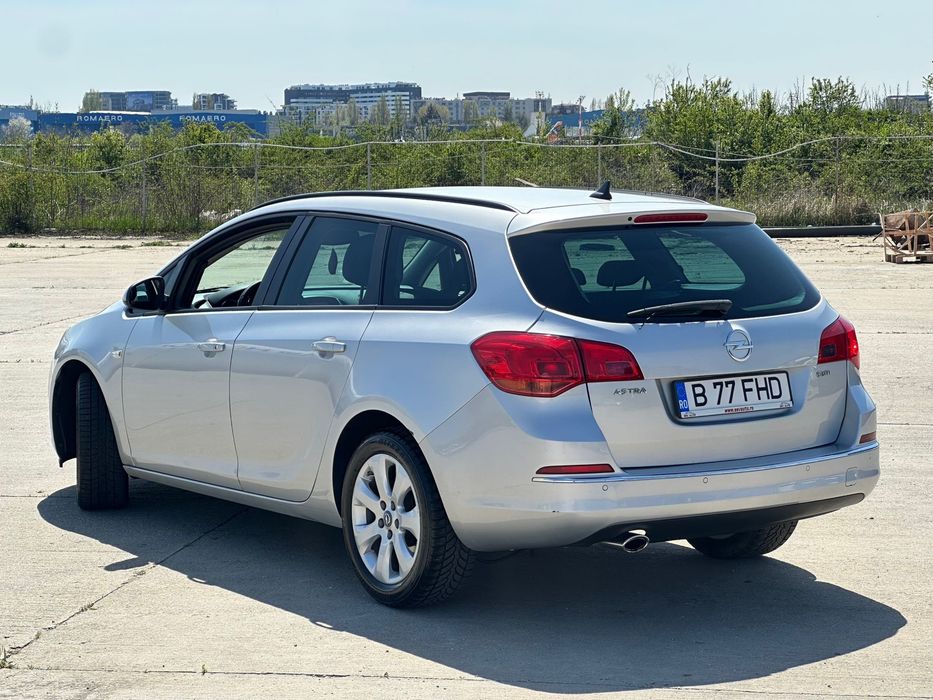 OPEL Astra 2014 — imagine 3