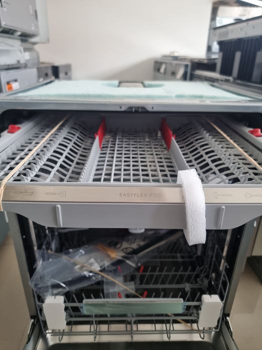 Съдомиялна машина за пълно вграждане AEG 9000 (Flexibility)