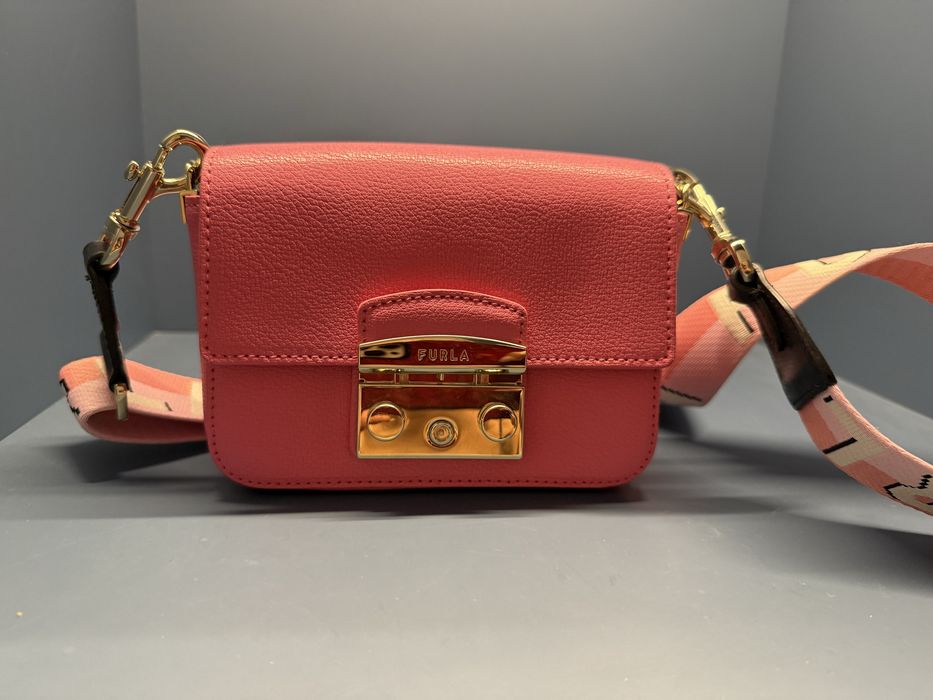 Чанта Furla metropolis бебешко розово