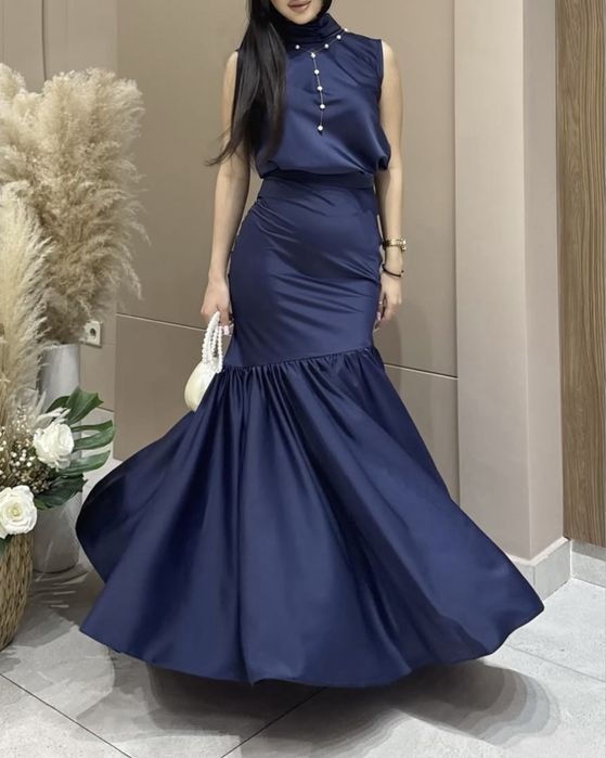 Продам платье темное синие