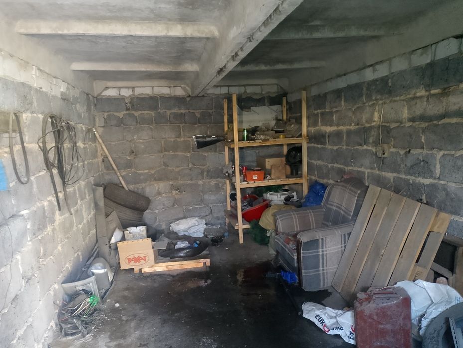 Гараж. Срочно продам.