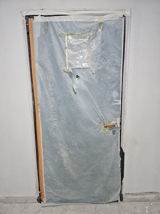 Продам дверь новая