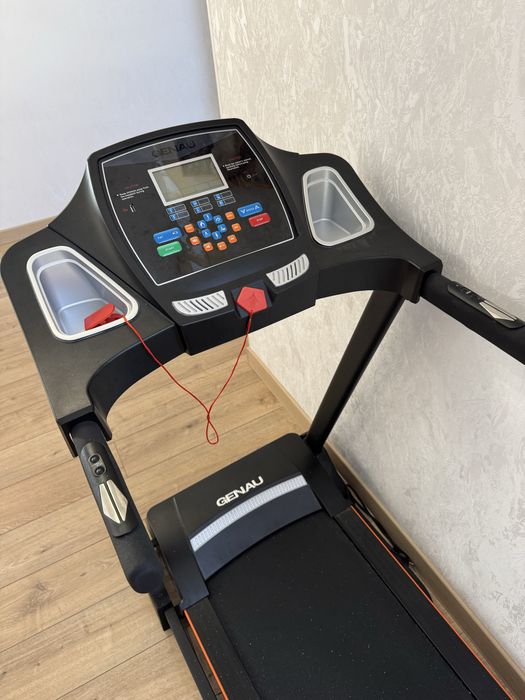 Беговая дорожка Genau TR50