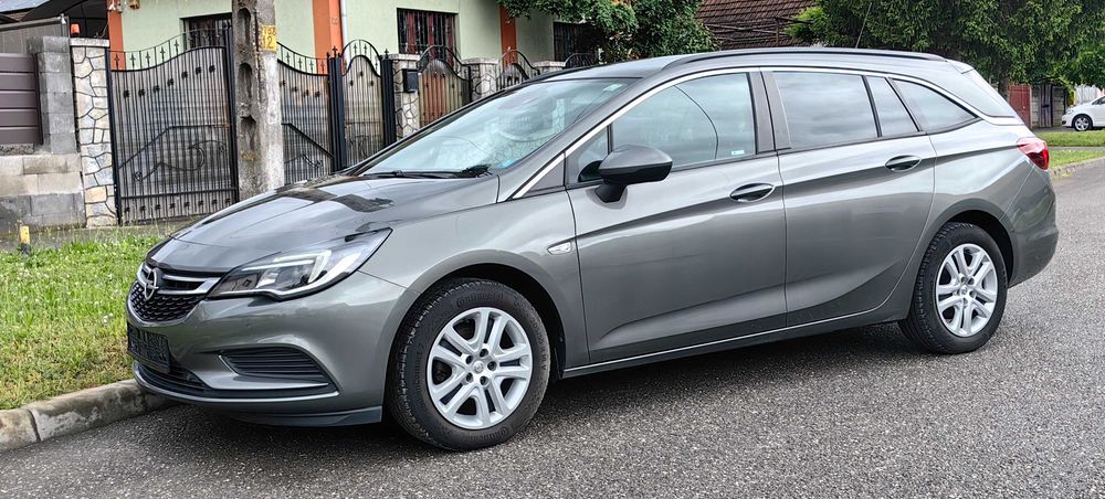 Opel Astra K * 2018 * Euro 6 * Senzori * Carplay si Android Auto