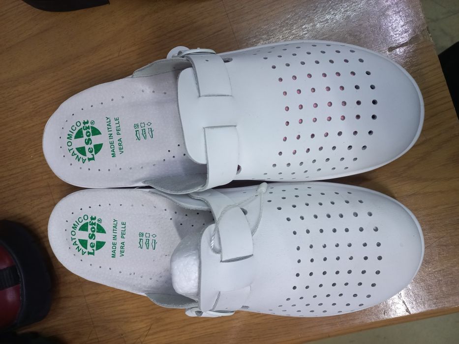 Кожаная обувь из  Италии